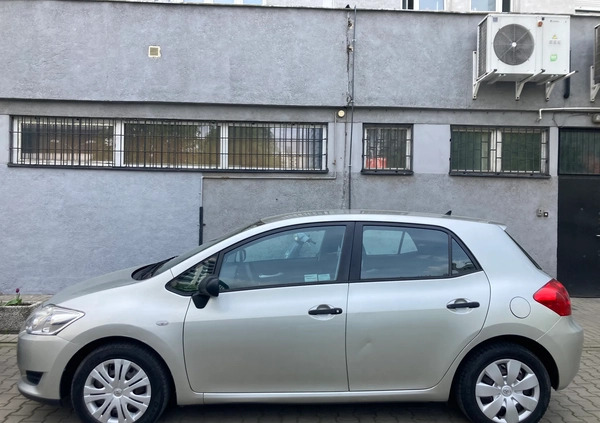 Toyota Auris cena 18000 przebieg: 199088, rok produkcji 2007 z Warszawa małe 211